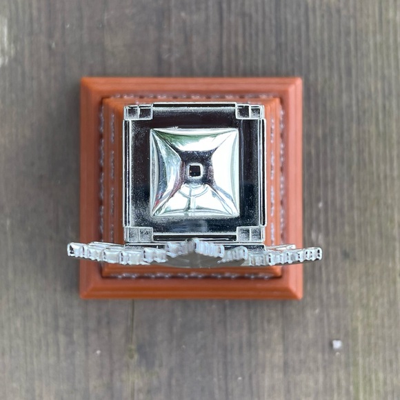 Vintage 2003 McDonald’s NHL’s Greatest Trophies Miniature Conn Smythe Trophy - Picture 4 of 13